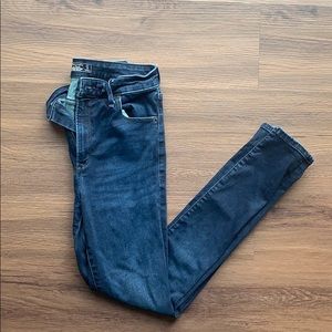 ABERCROMBIE AND FITCH JEANS